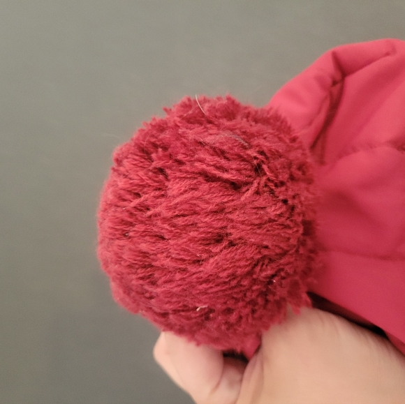 Marmot quilted pom beanie hat winter 100% nylon - Picture 4 of 6